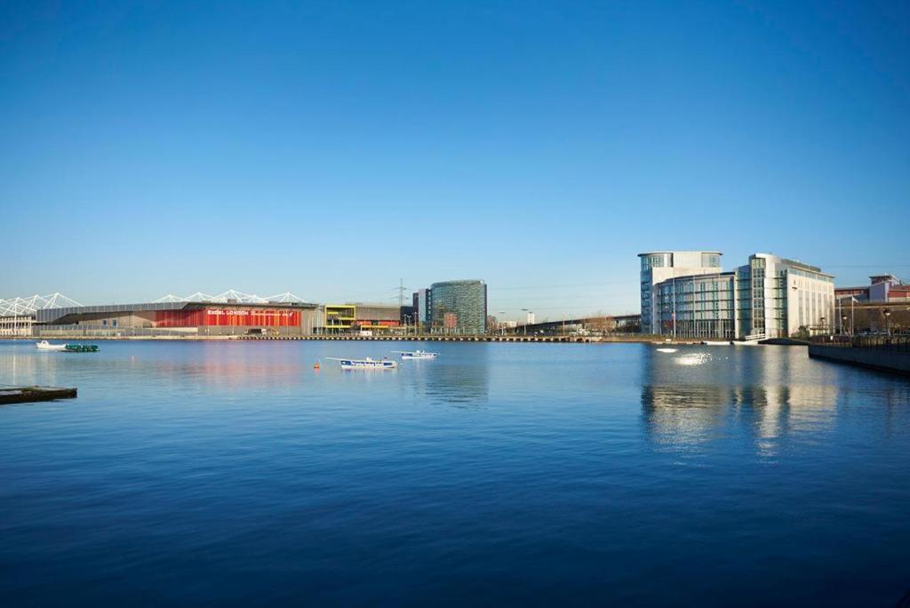 Luxury 3bed 3bath Royal Wharf Excel Newham *