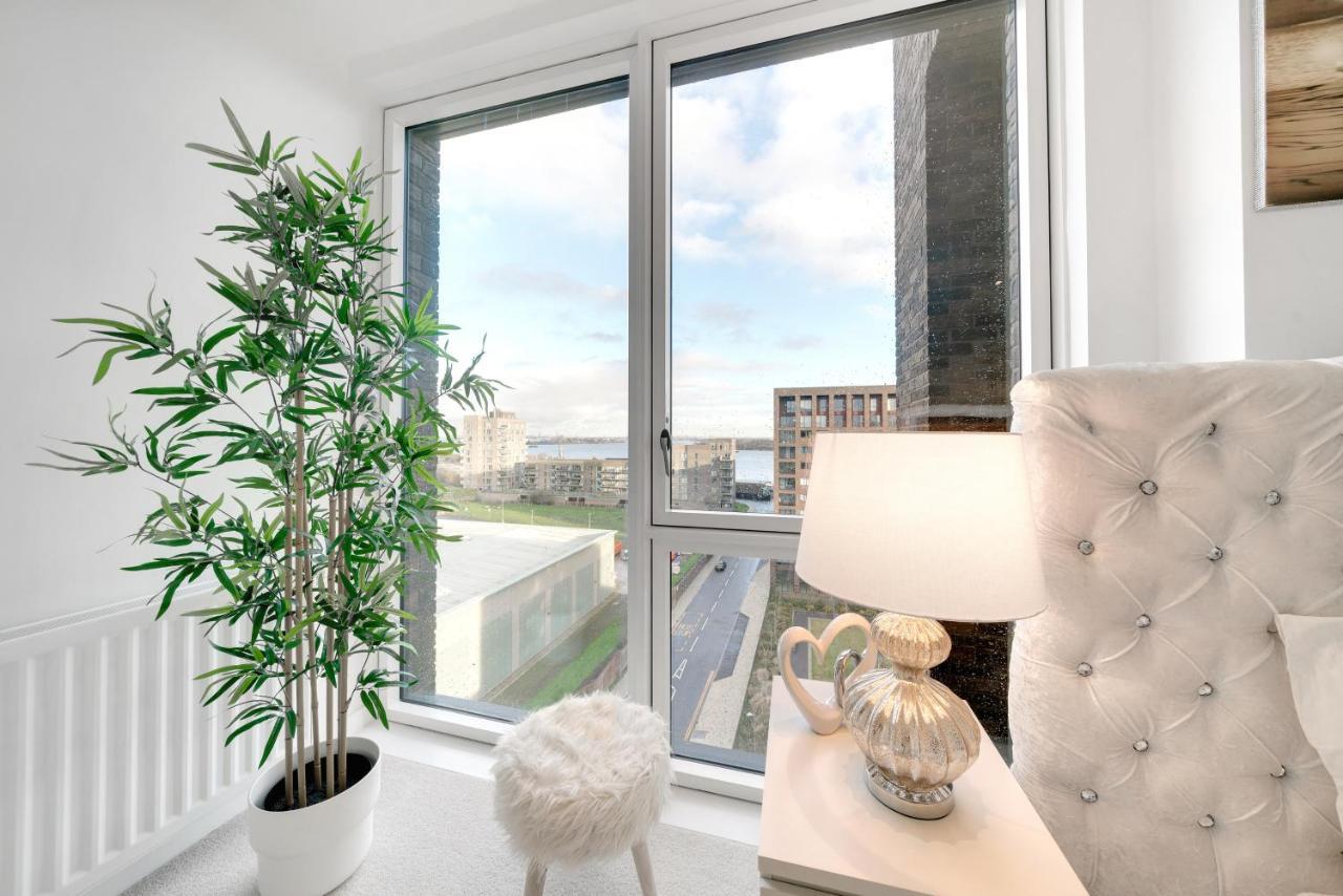 Luxury 3bed 3bath Royal Wharf Excel Newham * London