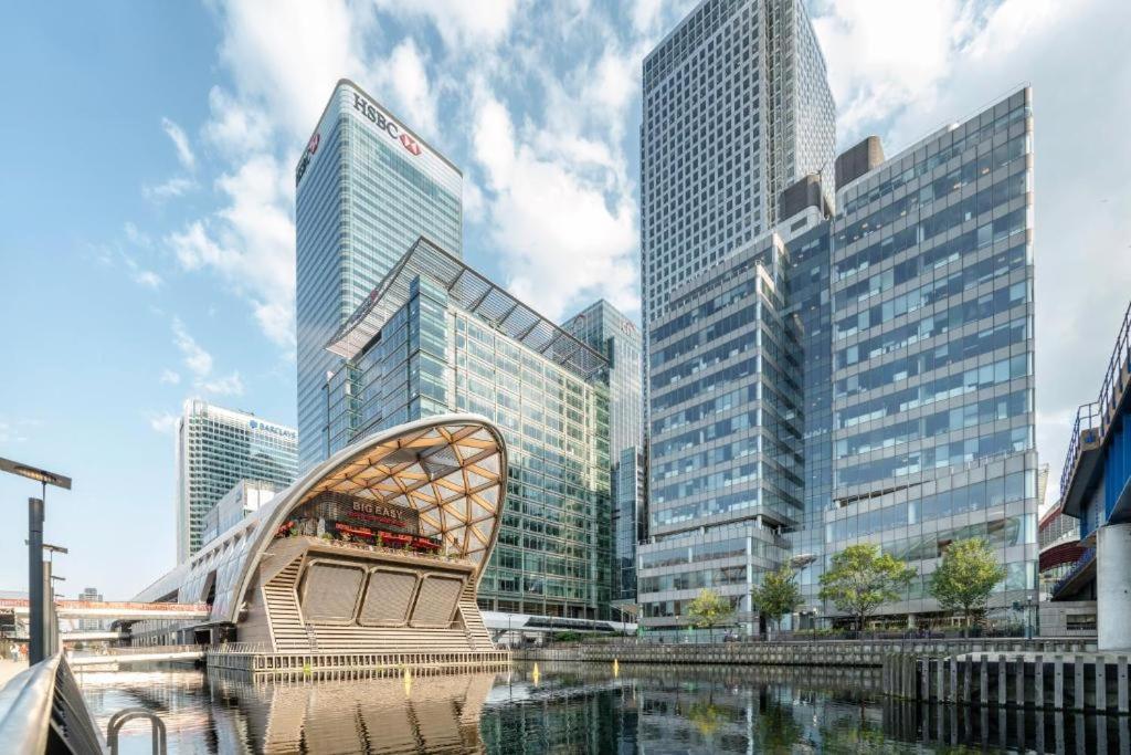 Luxury 3bed 3bath Royal Wharf Excel Newham Apartment