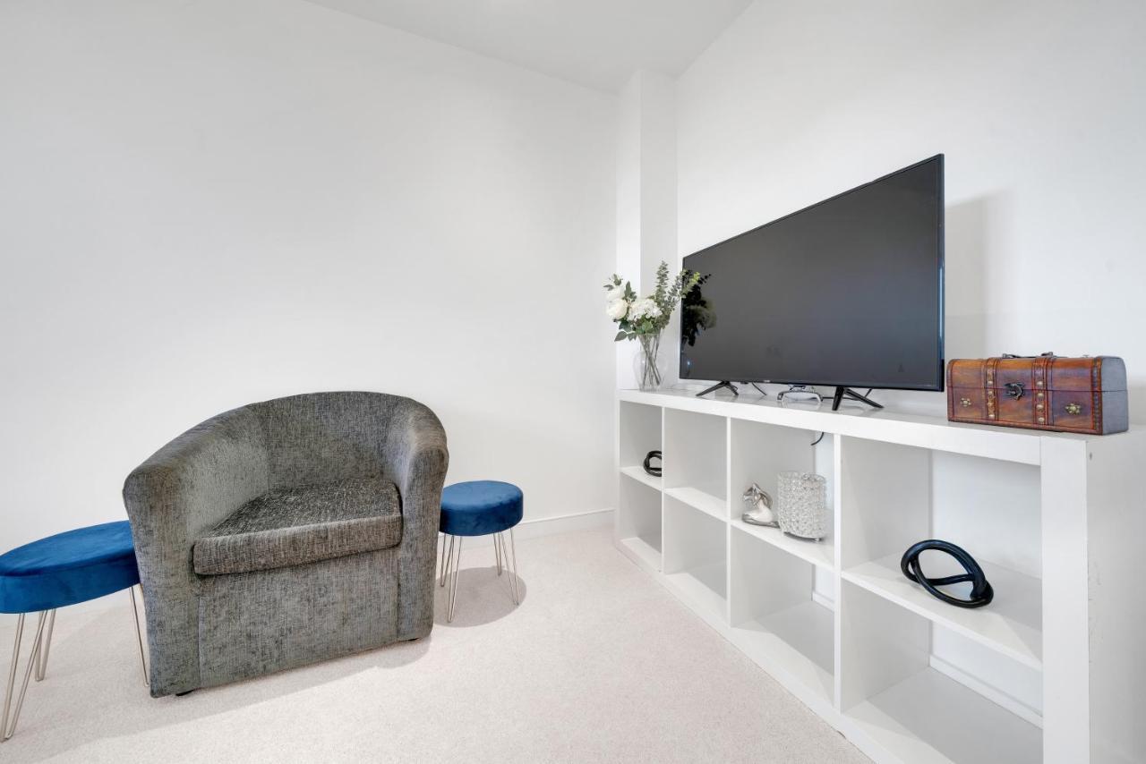 Apartment Luxury 3bed 3bath Royal Wharf Excel Newham