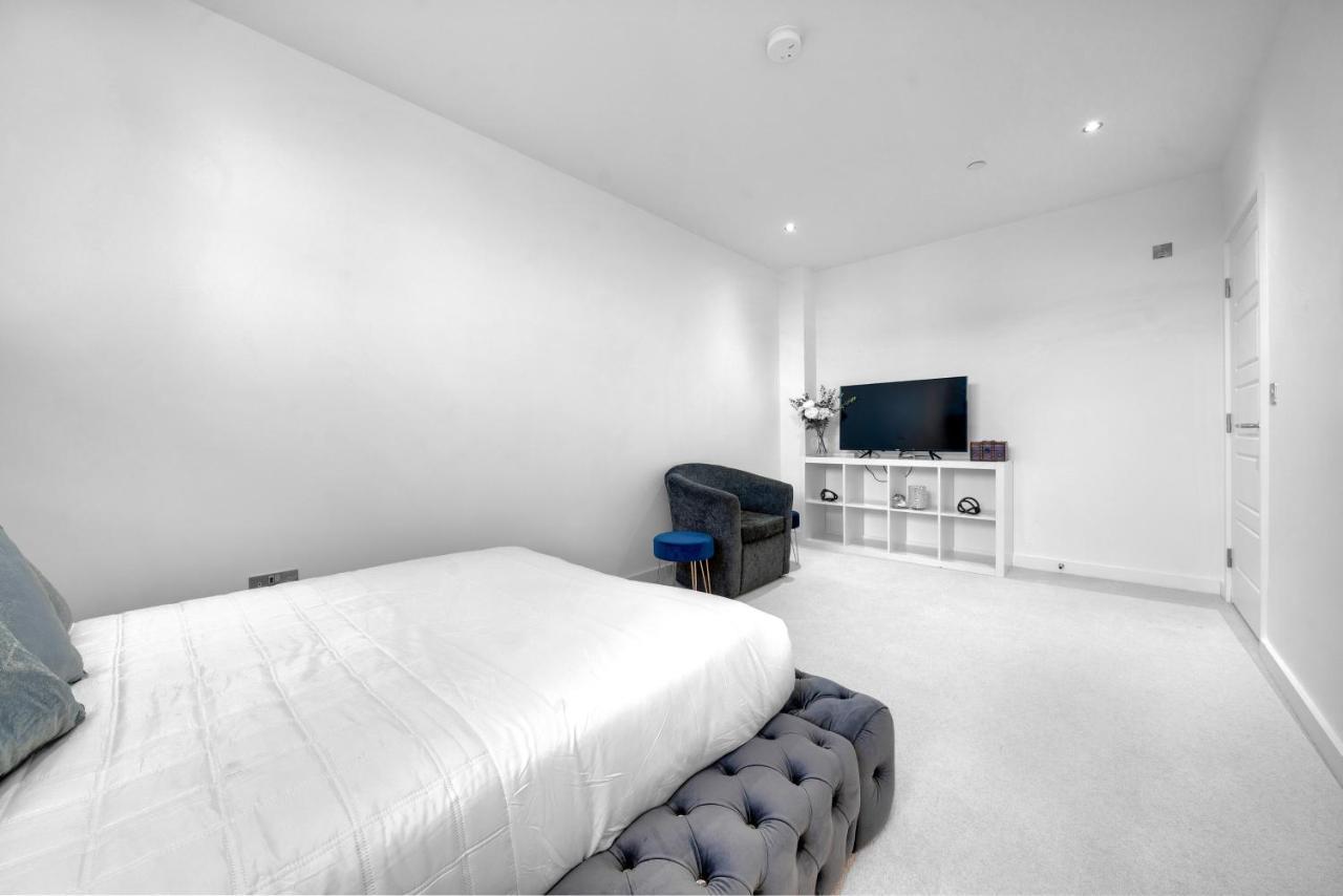 Apartment Luxury 3bed 3bath Royal Wharf Excel Newham *