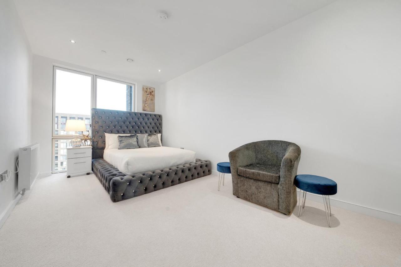 Apartment Luxury 3bed 3bath Royal Wharf Excel Newham